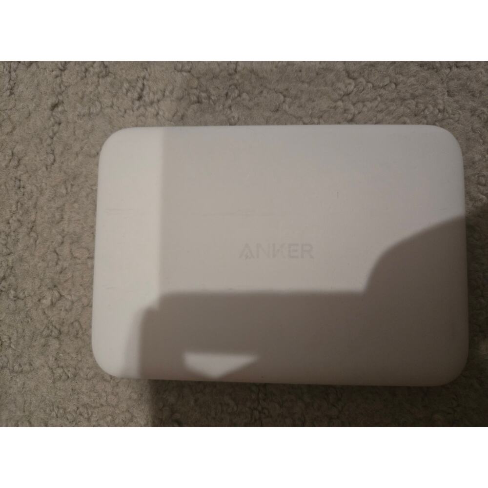 Anker Nano Power Bank (5K, MagGo, Slim) Magsafe - White